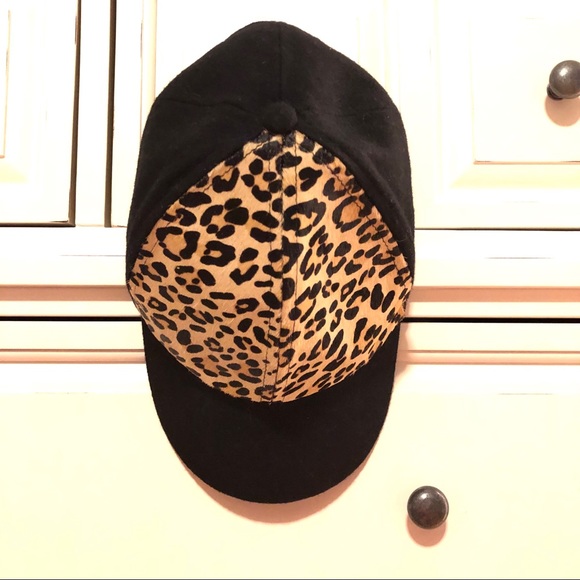 EXPRESS Cheetah Hat - Picture 2 of 5